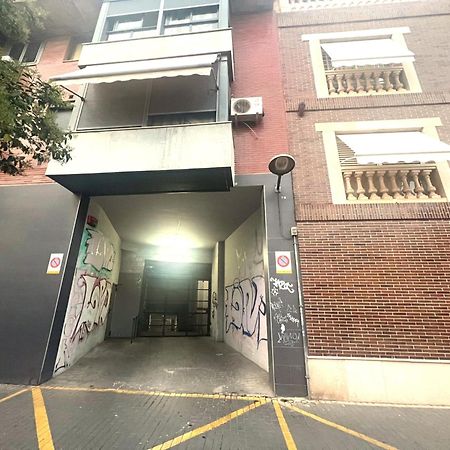 Esmeralda Apartment With Free Private Underground Parking บาเลนเซีย ภายนอก รูปภาพ
