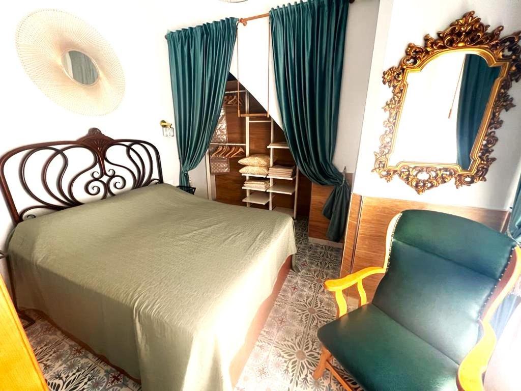 Esmeralda Apartment With Free Private Underground Parking บาเลนเซีย ภายนอก รูปภาพ